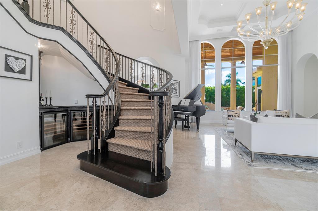 ROYAL PALM YACHT & COUNTR - Residential