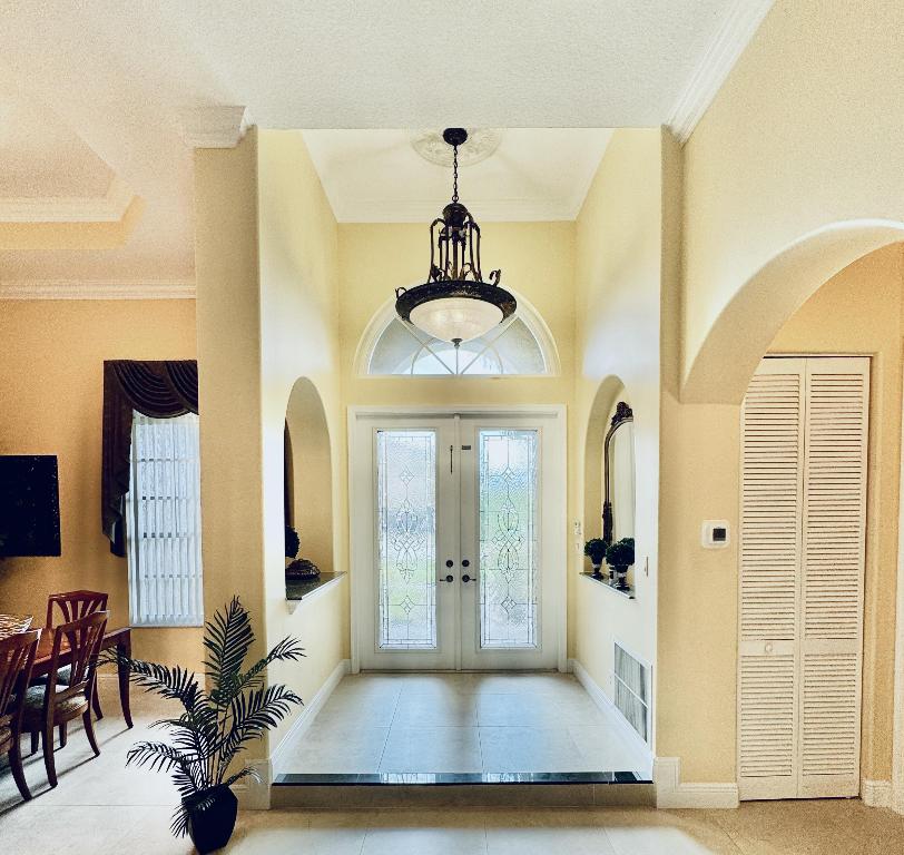 10625 Oak Meadow Lane