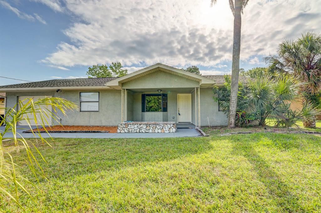 Photo of 5300 Palm Drive, Fort Pierce, FL 34982 (MLS # R10702390)