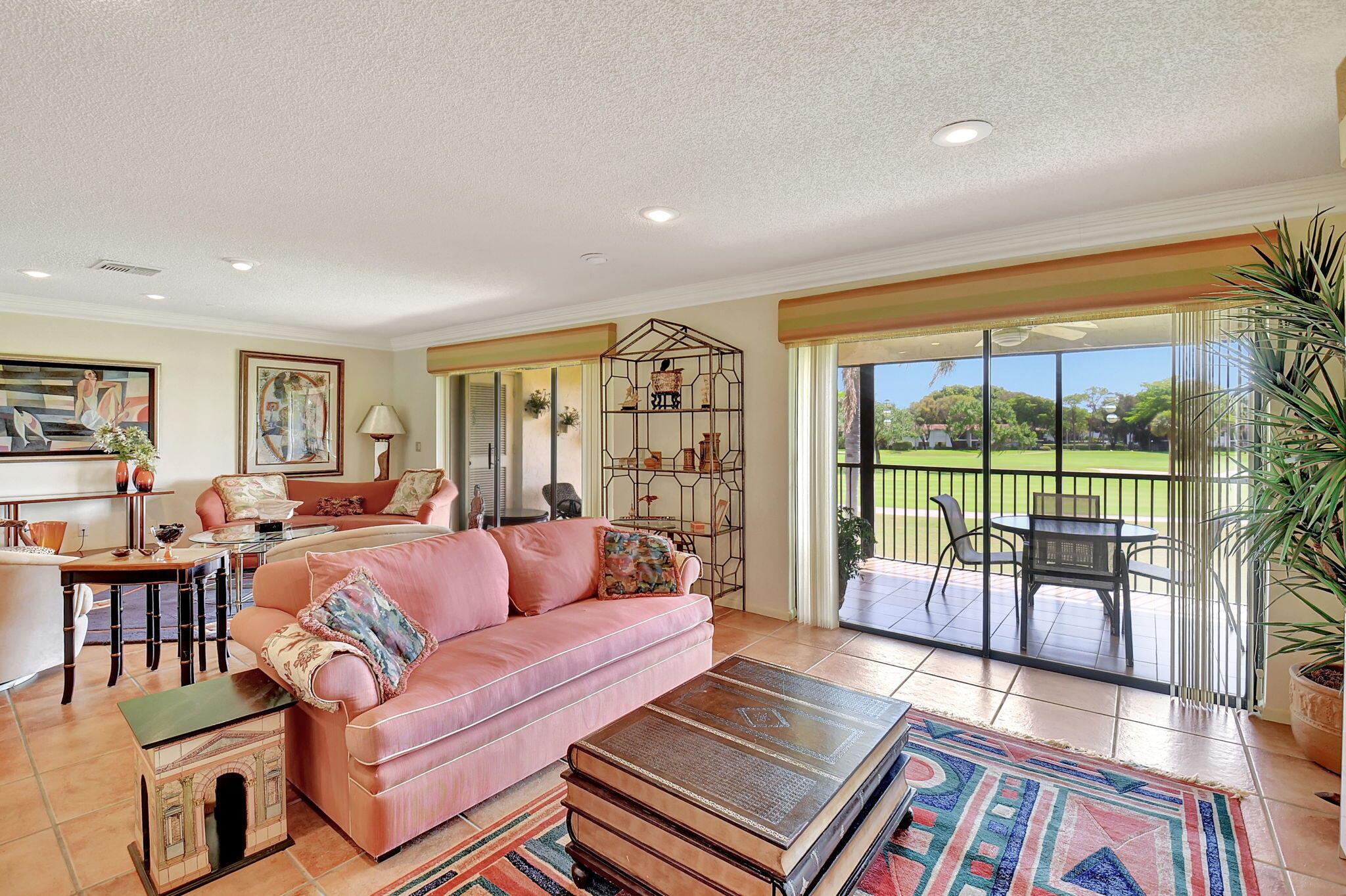 STRATFORD AT HUNTERS RUN - Residential Lease