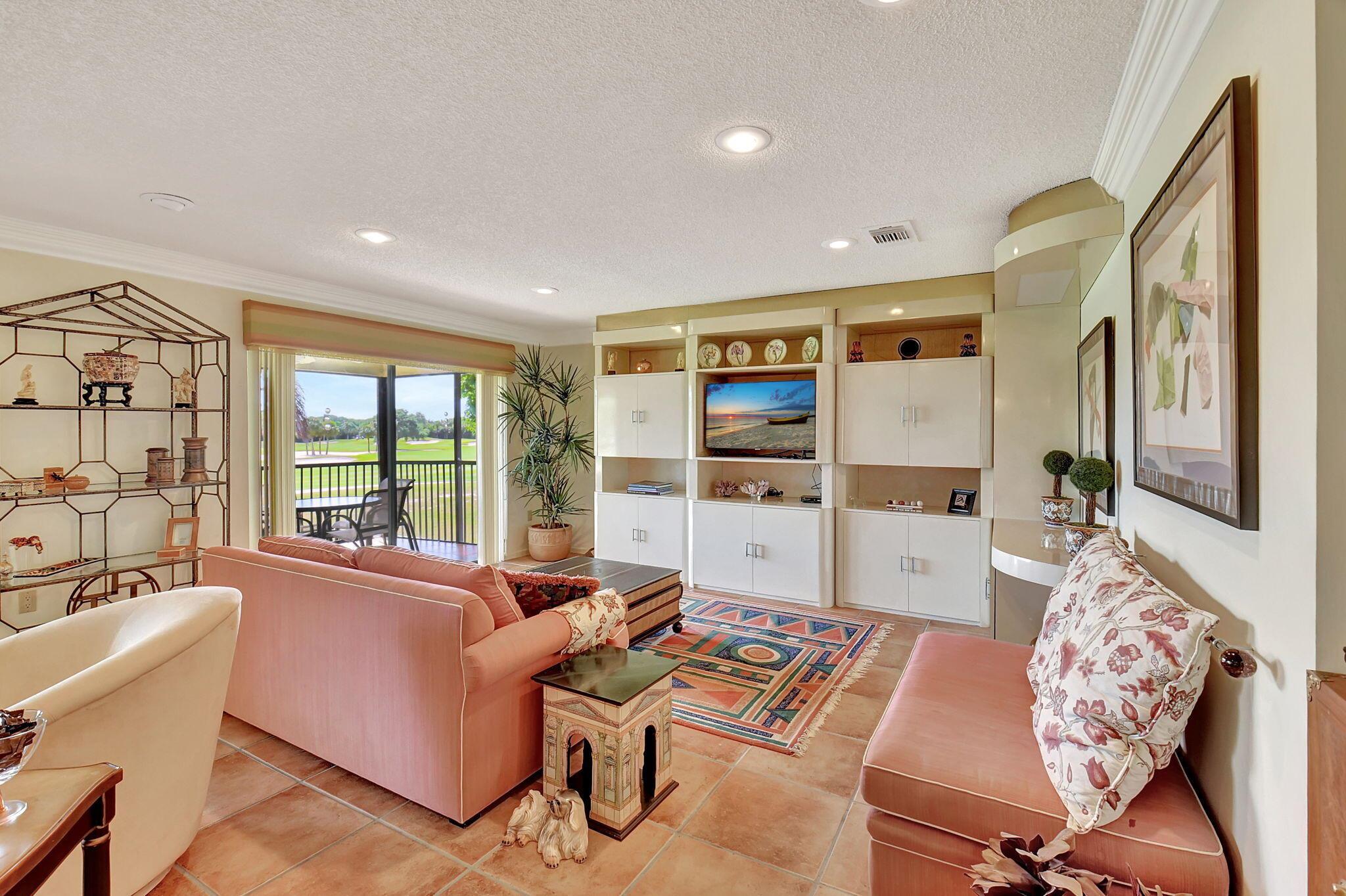 STRATFORD AT HUNTERS RUN - Residential Lease