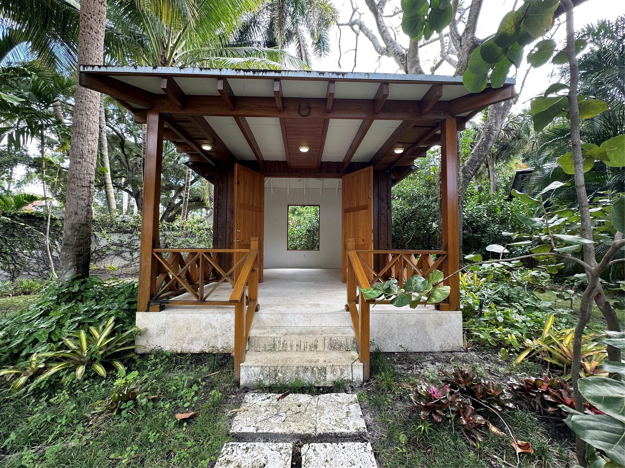 COLEE HAMMOCK - Residential