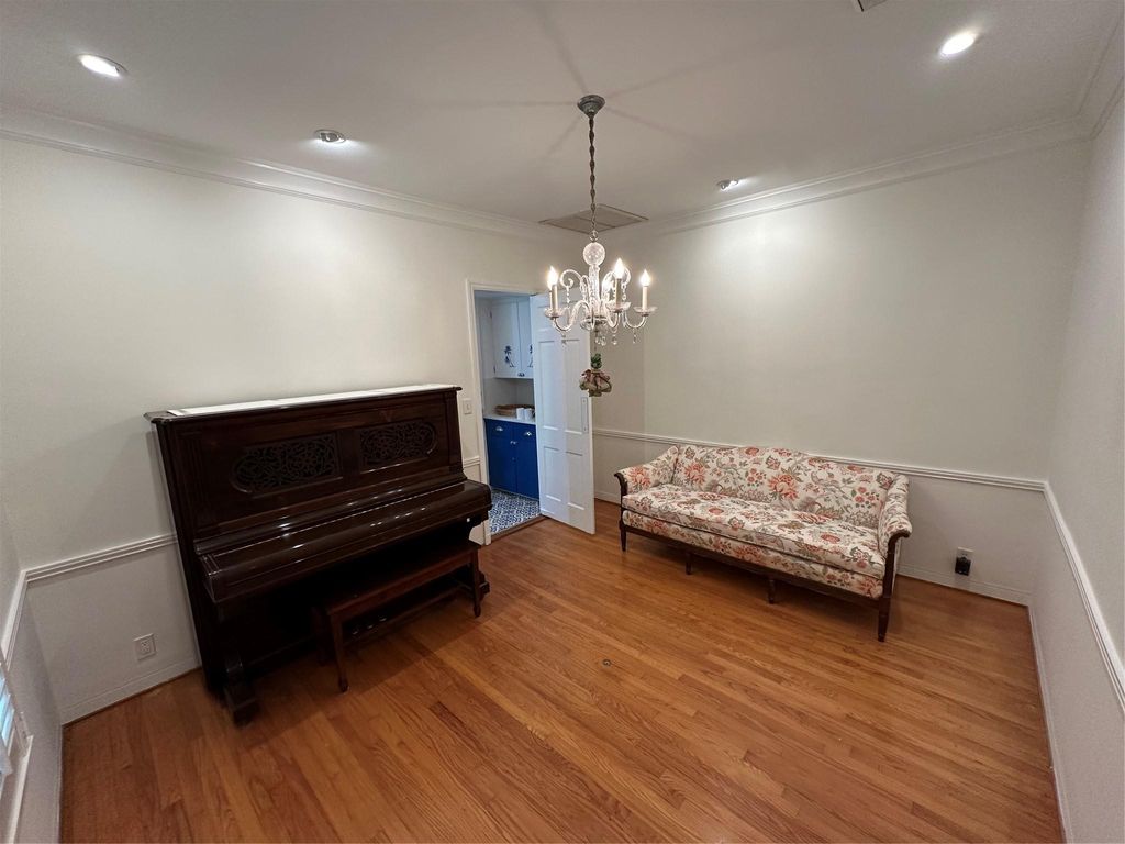 Photo of 410 SE 16th Avenue, Fort Lauderdale, FL 33301 (MLS # F10535019)