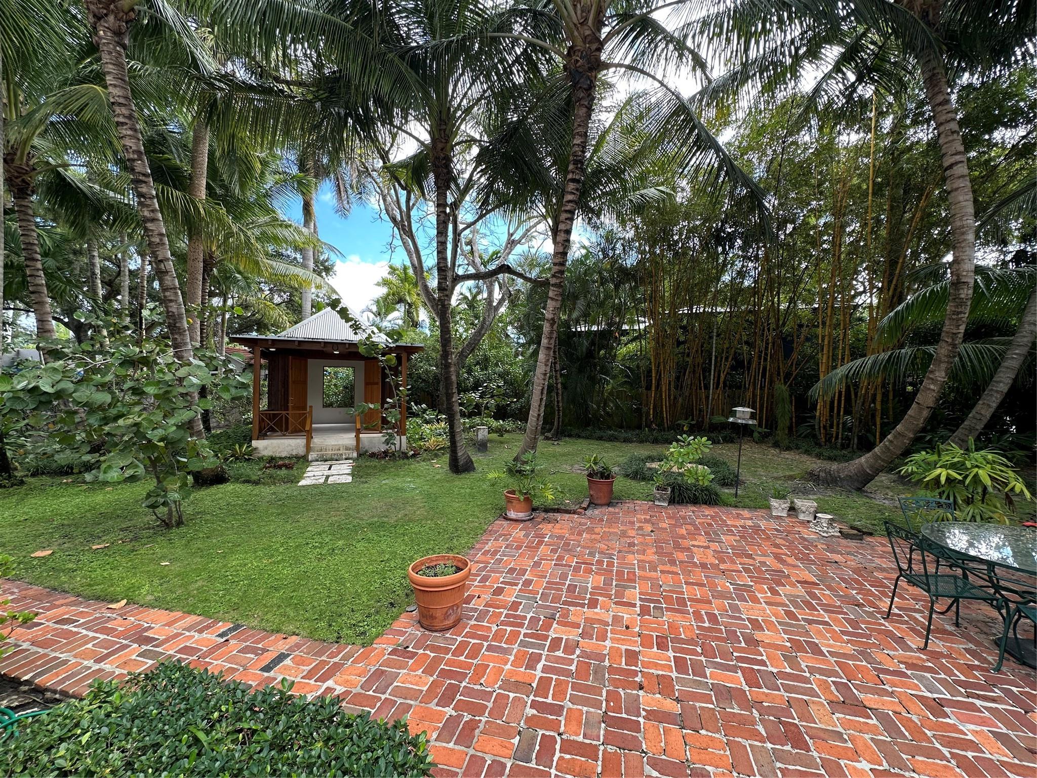 COLEE HAMMOCK - Residential