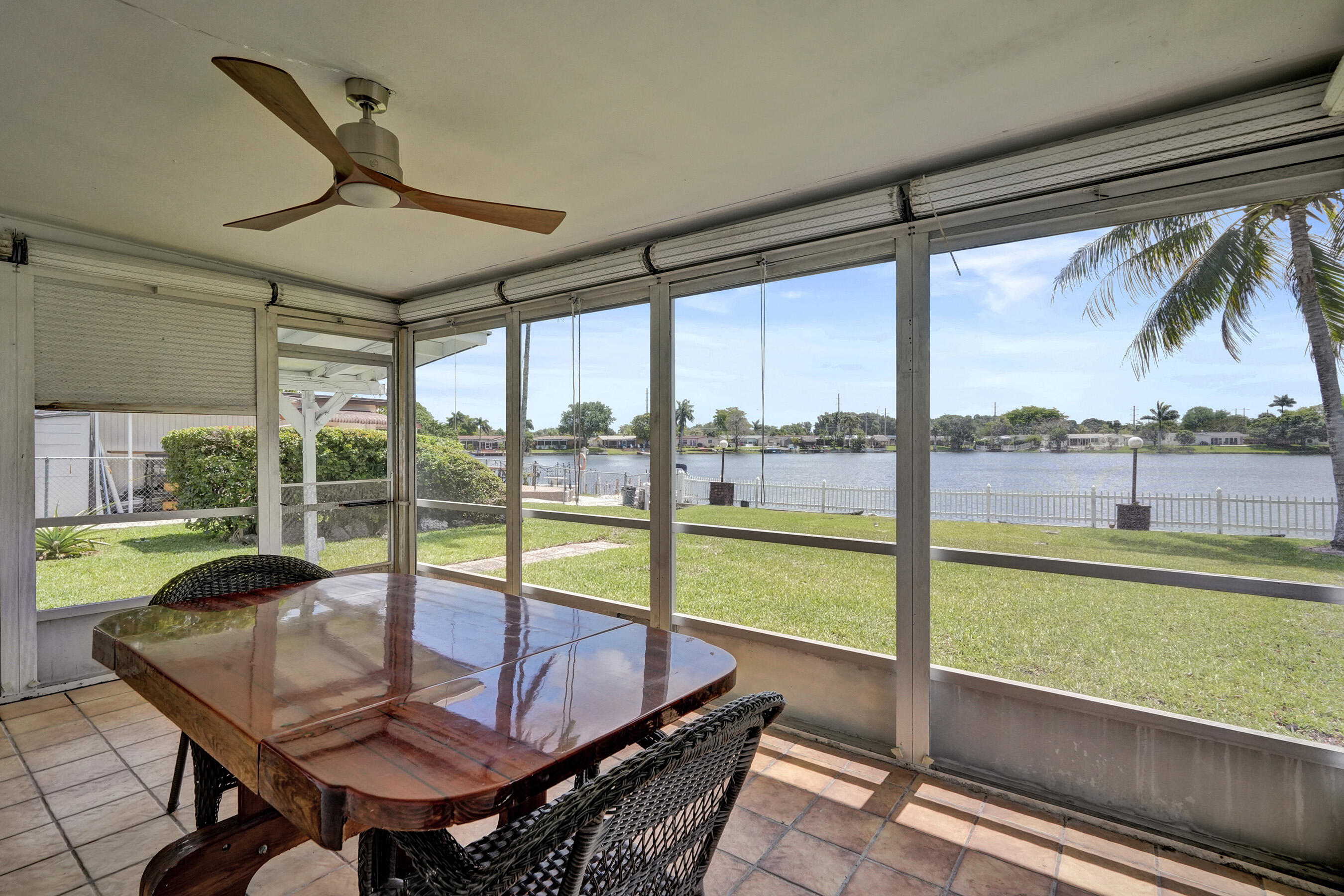 RAINBOW LAKES - Residential