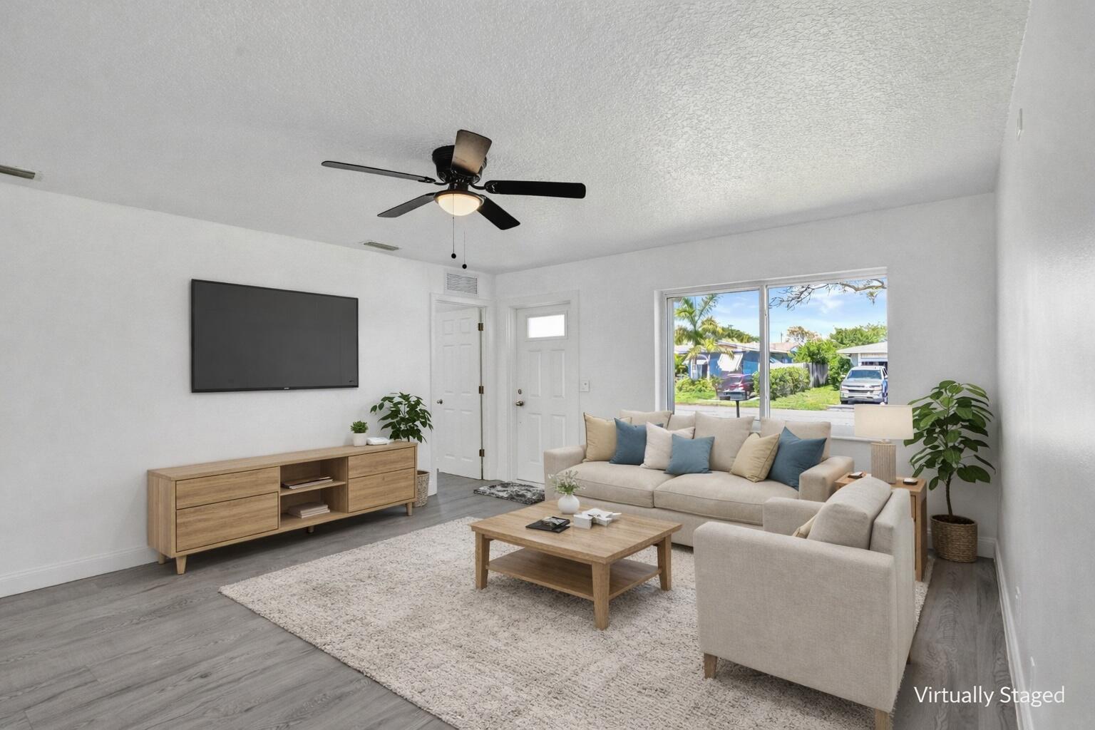 RAINBOW LAKES - Residential