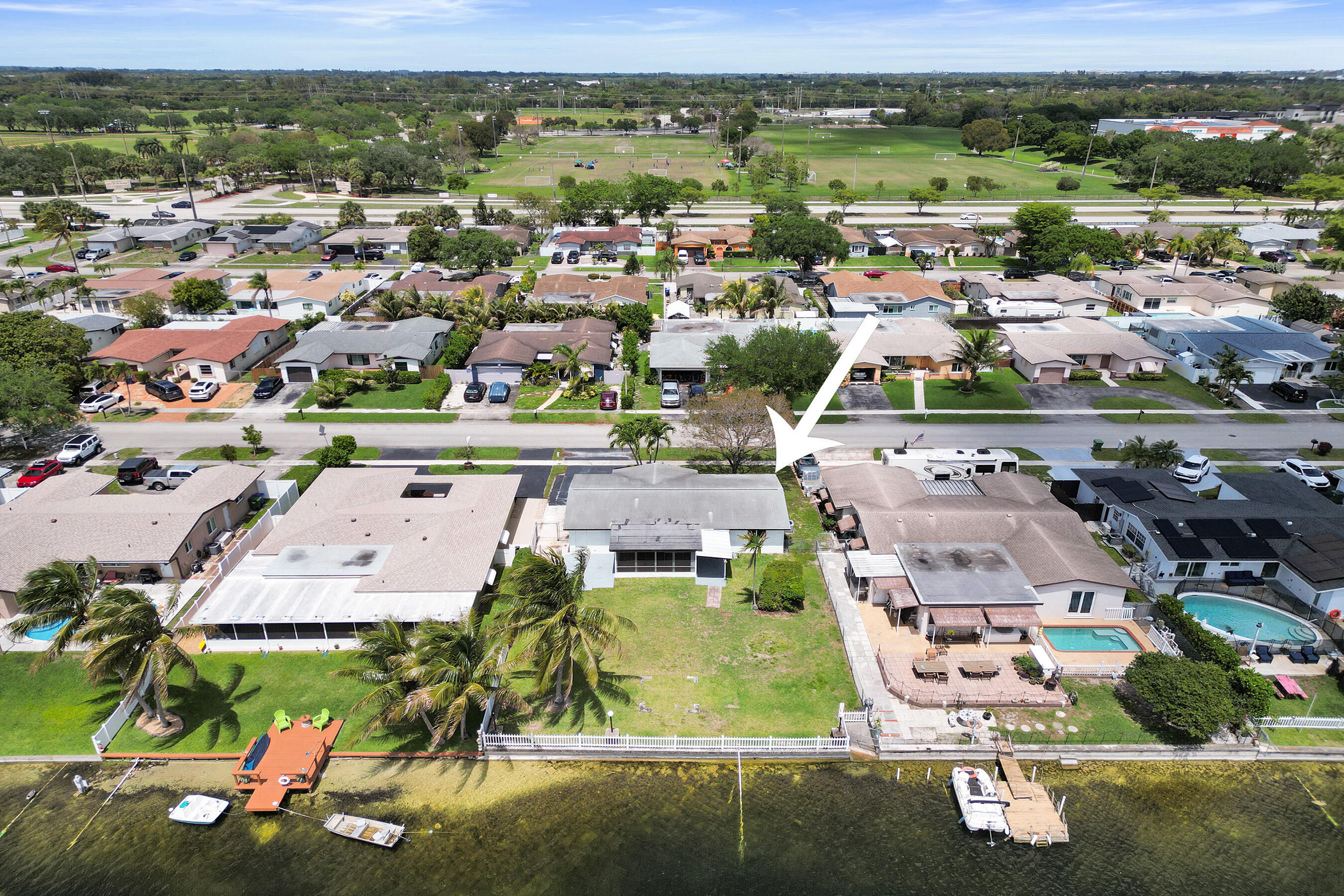 RAINBOW LAKES - Residential