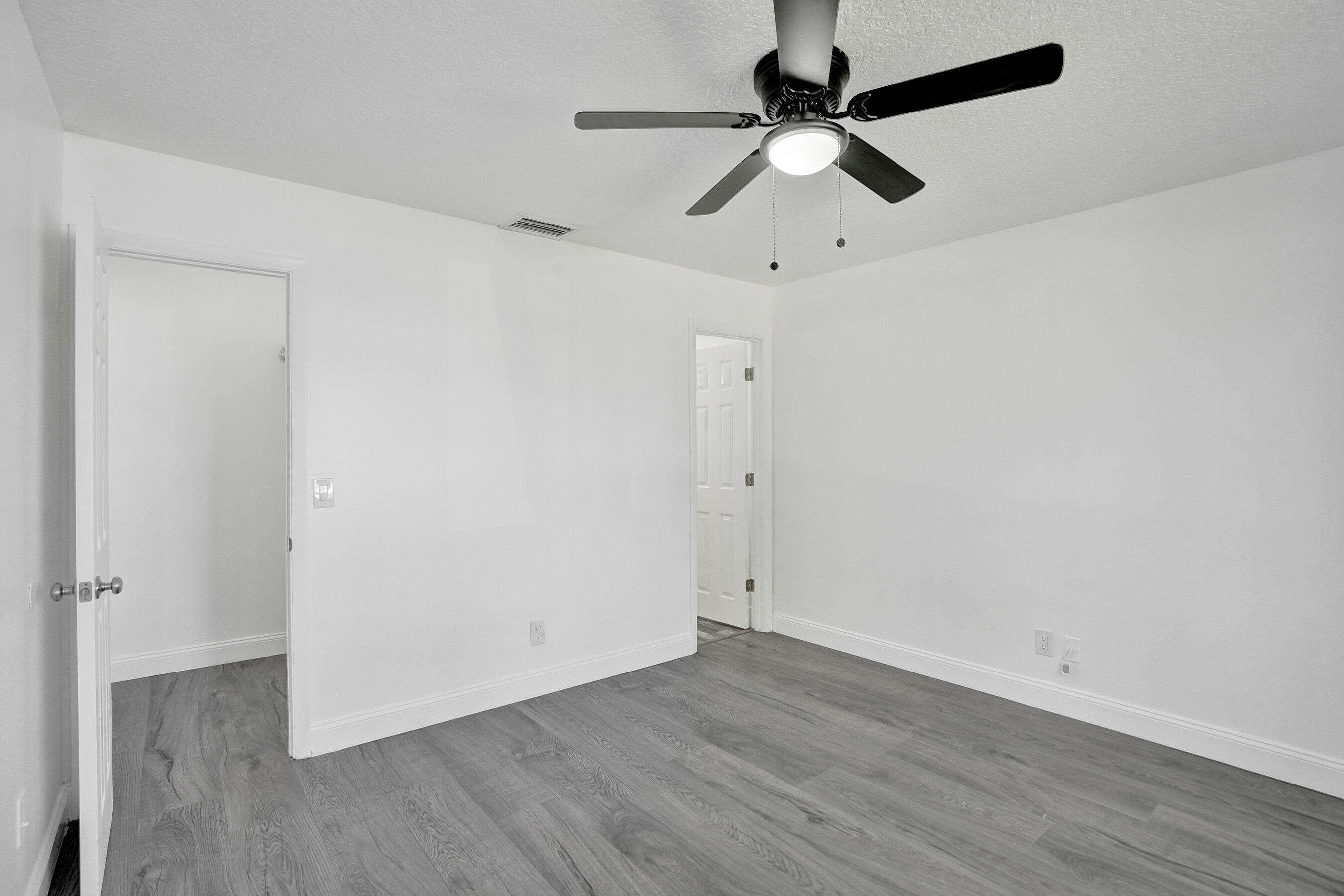 RAINBOW LAKES - Residential