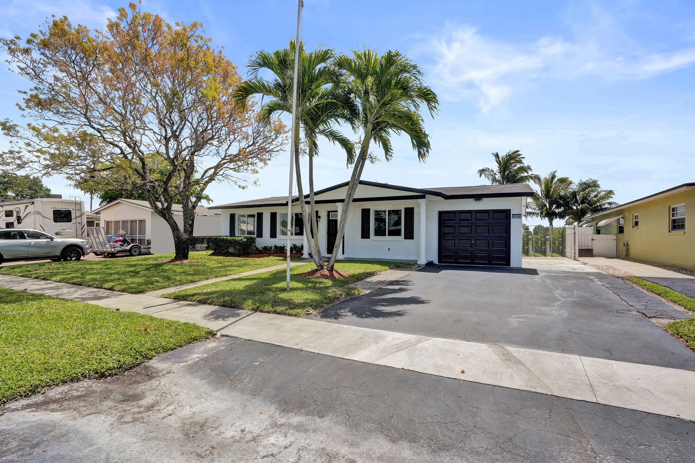 RAINBOW LAKES - Residential