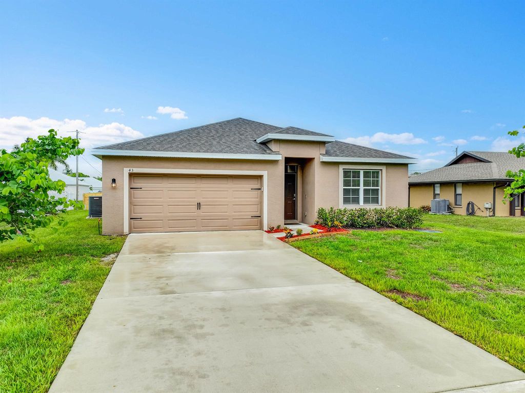 Photo of 433 SW Eyerly Avenue, Port Saint Lucie, FL 34983 (MLS # R11097972)