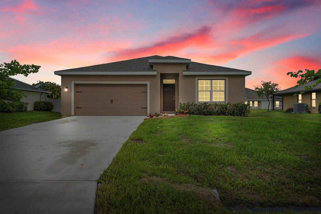 Photo of 433 SW Eyerly Avenue, Port Saint Lucie, FL 34983 (MLS # R11097972)