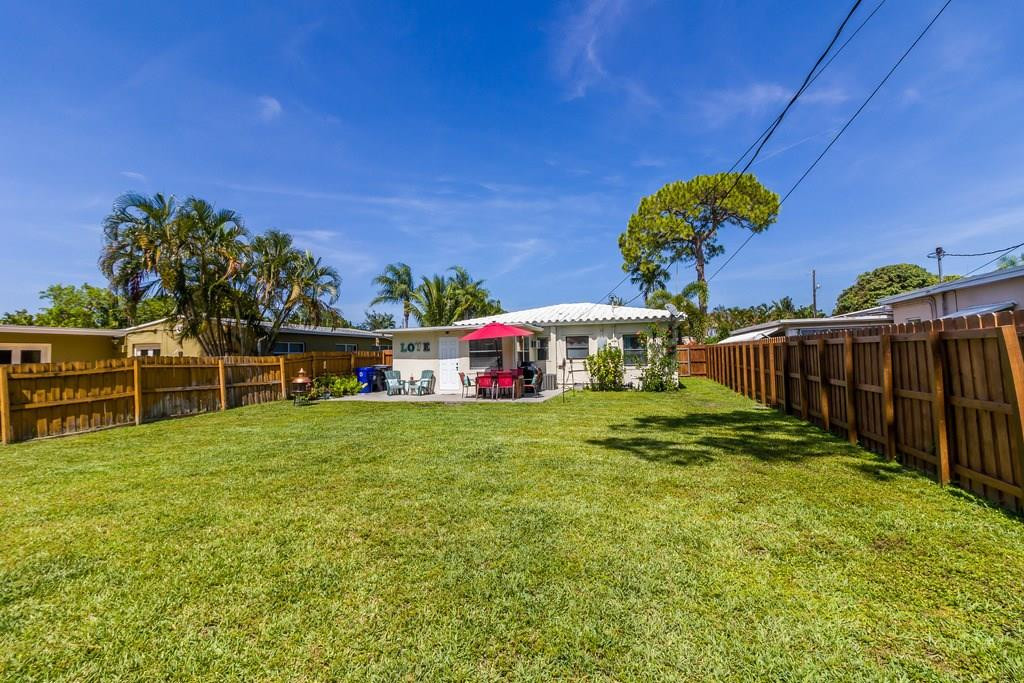 POINSETTIA HEIGHTS - Residential