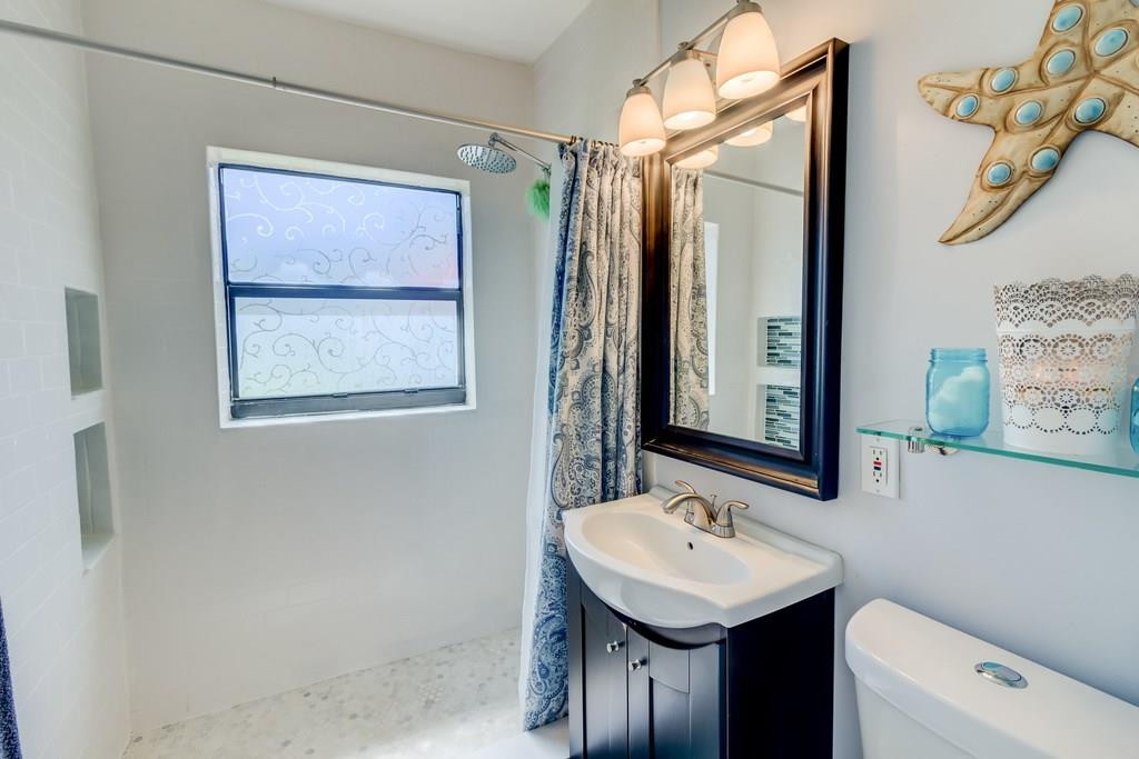 POINSETTIA HEIGHTS - Residential