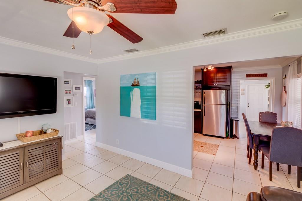 POINSETTIA HEIGHTS - Residential
