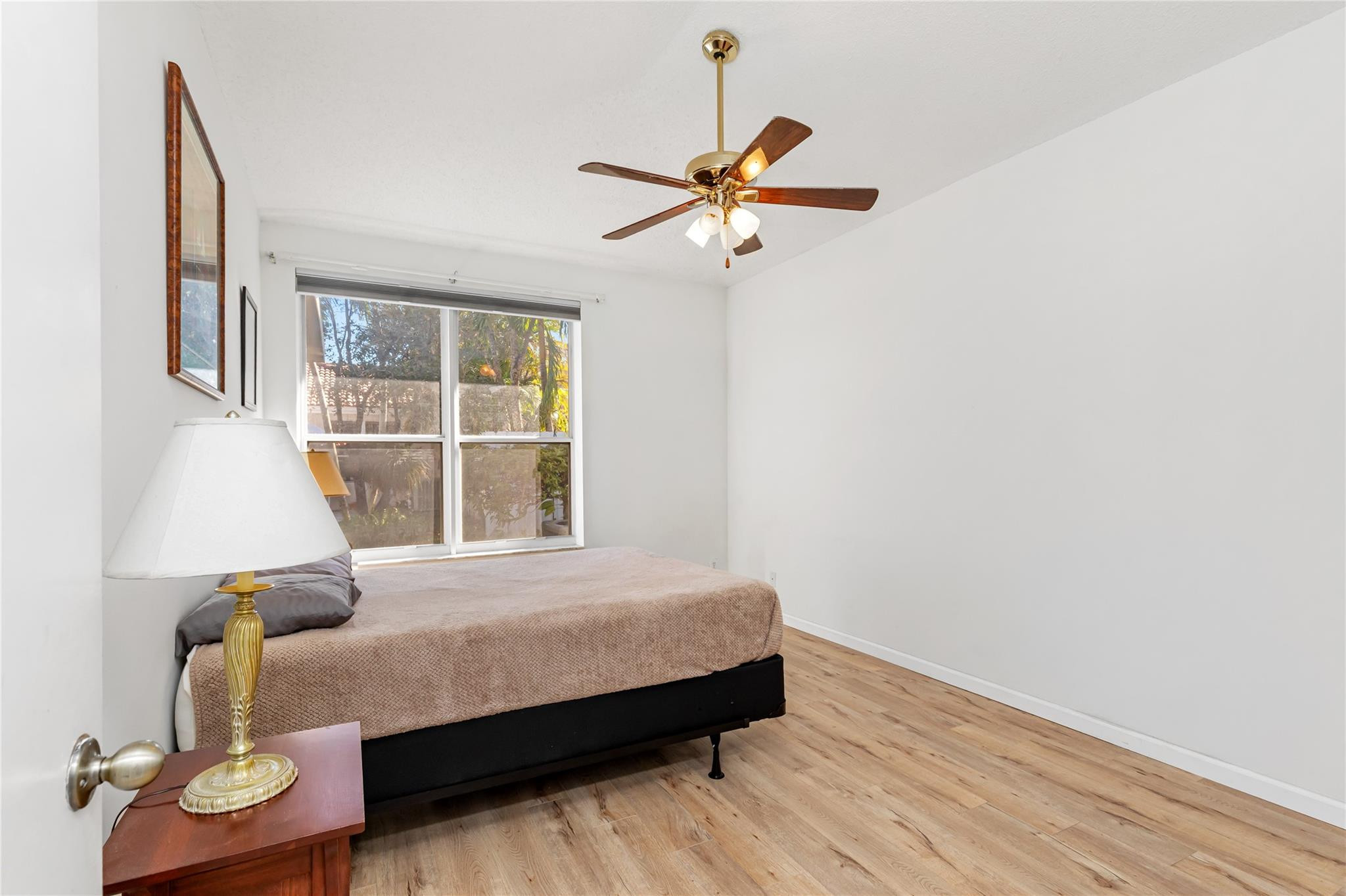 Pembroke Falls Ph 3 158-2 - Residential