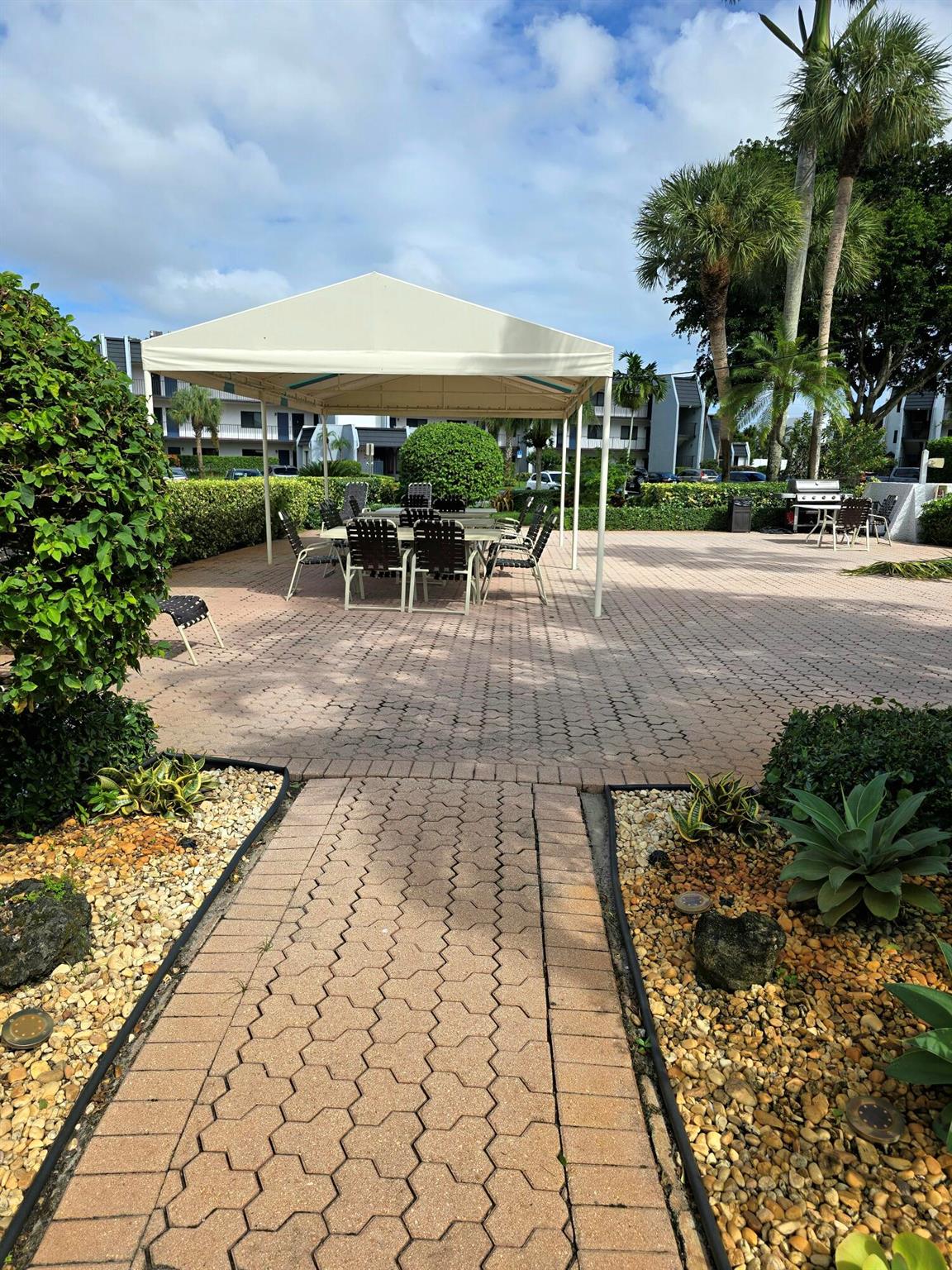 FOUNTAINS OF PALM BEACH C - Residential