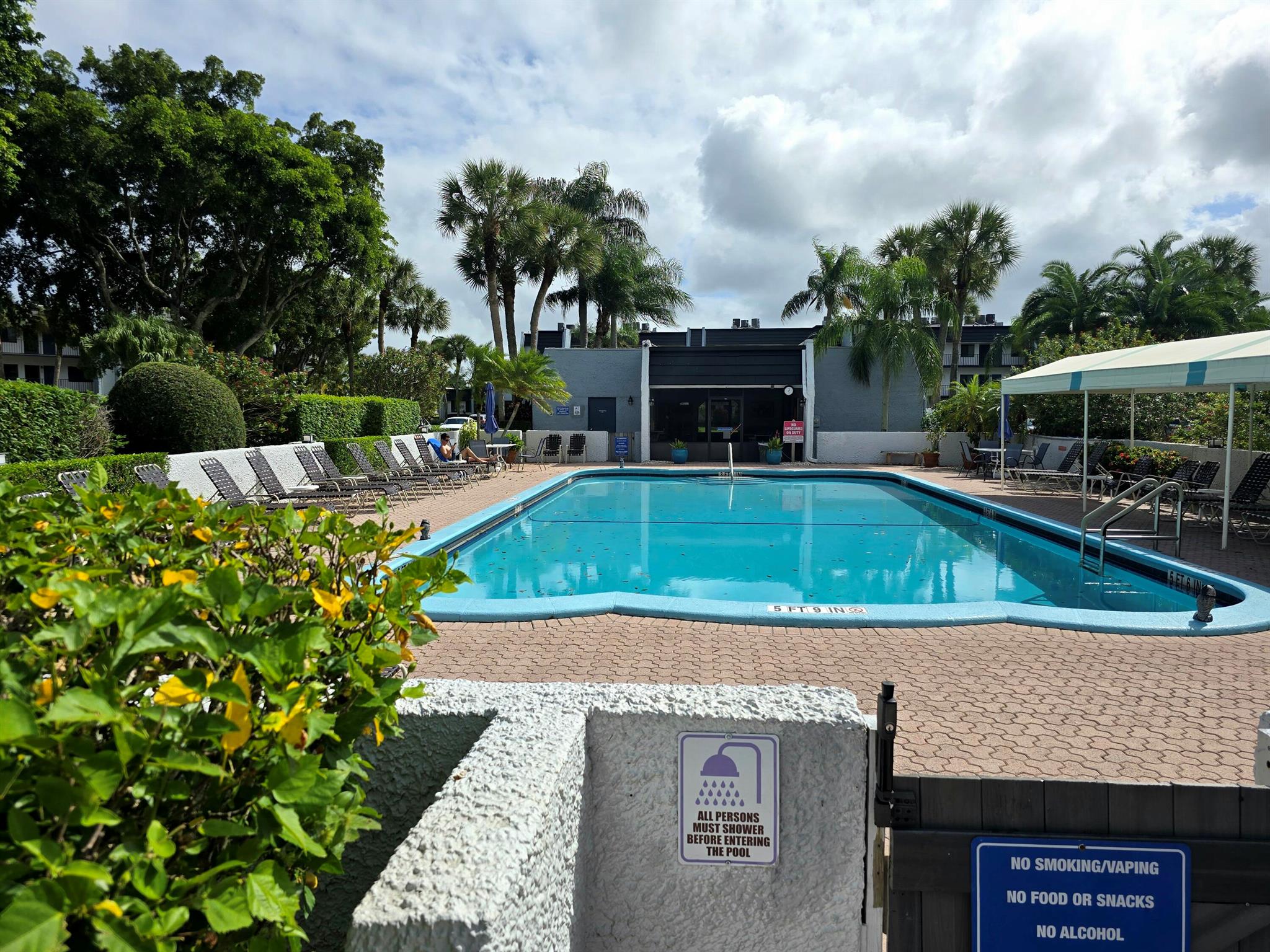 FOUNTAINS OF PALM BEACH C - Residential