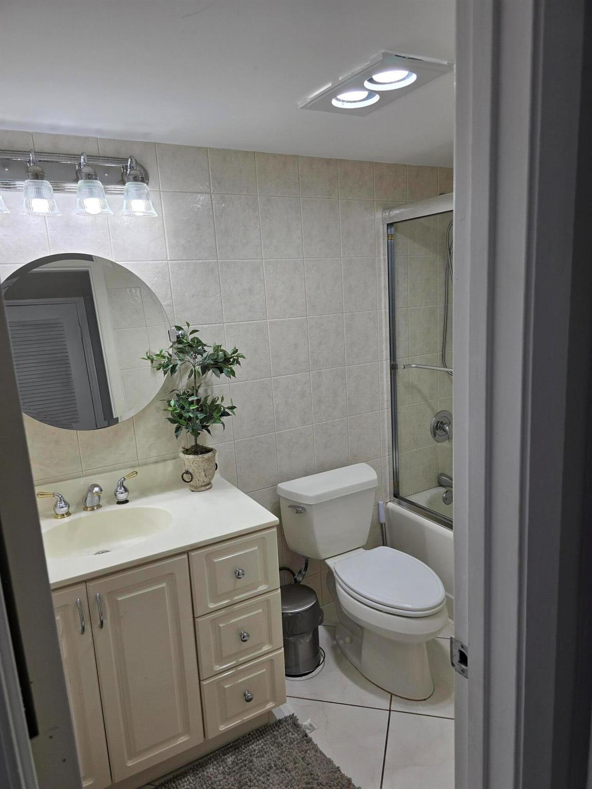 FOUNTAINS OF PALM BEACH C - Residential