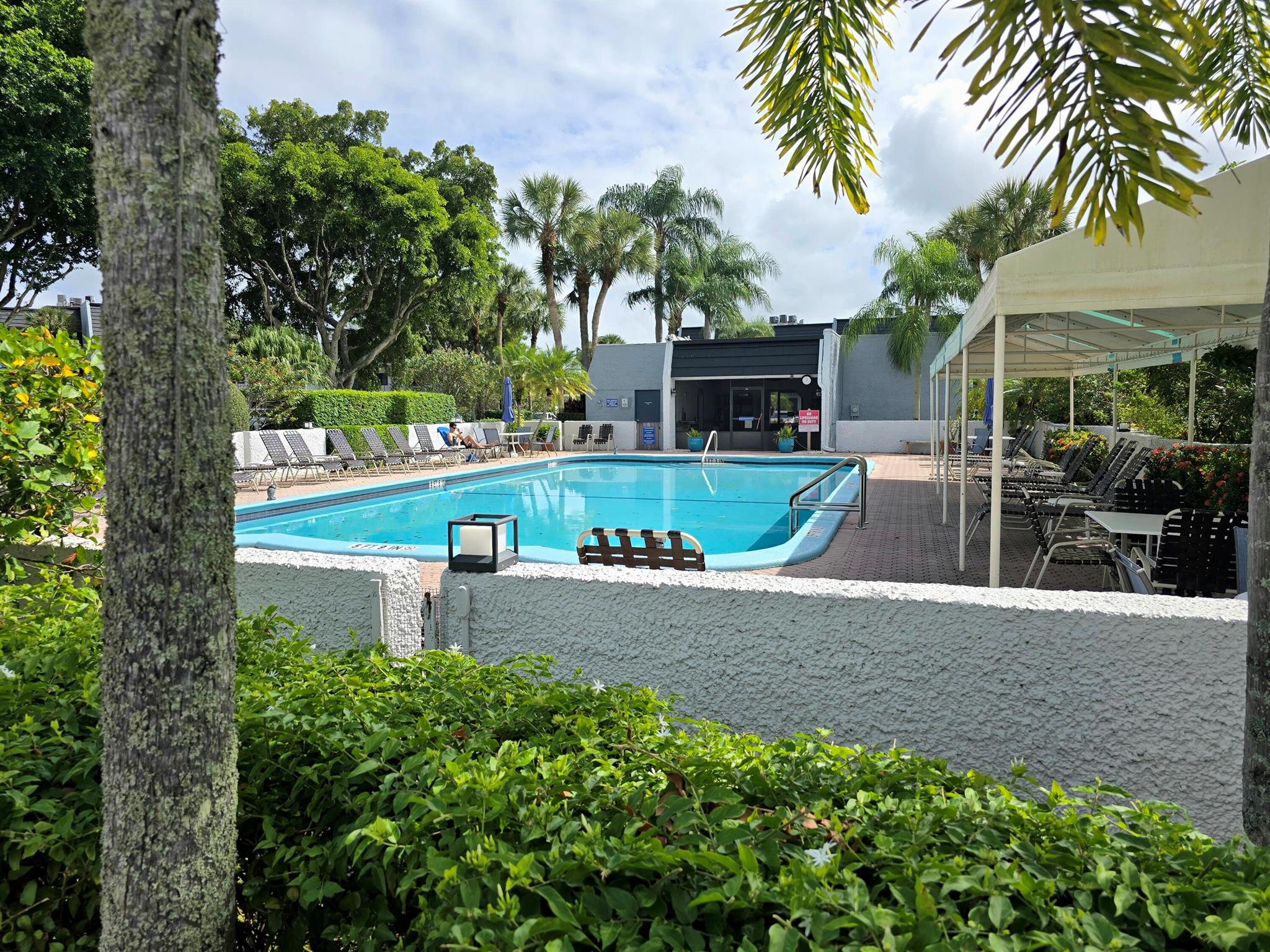 FOUNTAINS OF PALM BEACH C - Residential