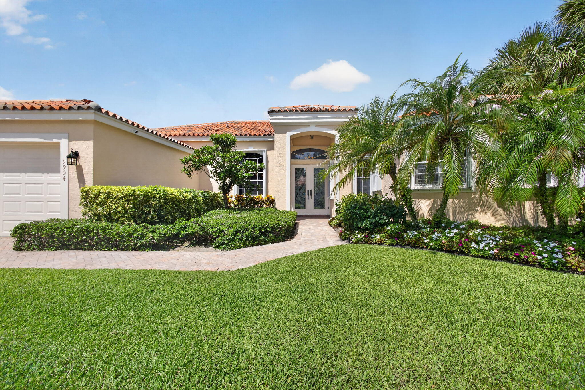 9954 SE Osprey Pointe Drive SE