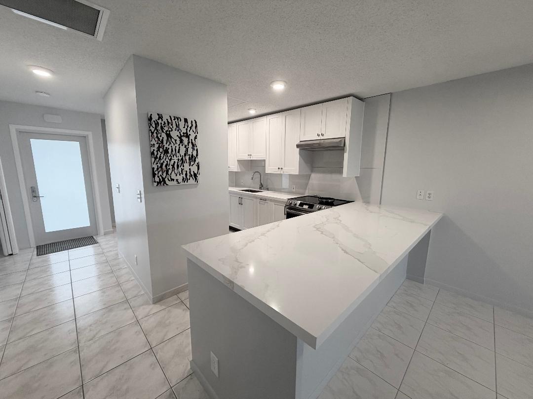 View photos, virtual tours, details... 1110 Cactus Terrace D