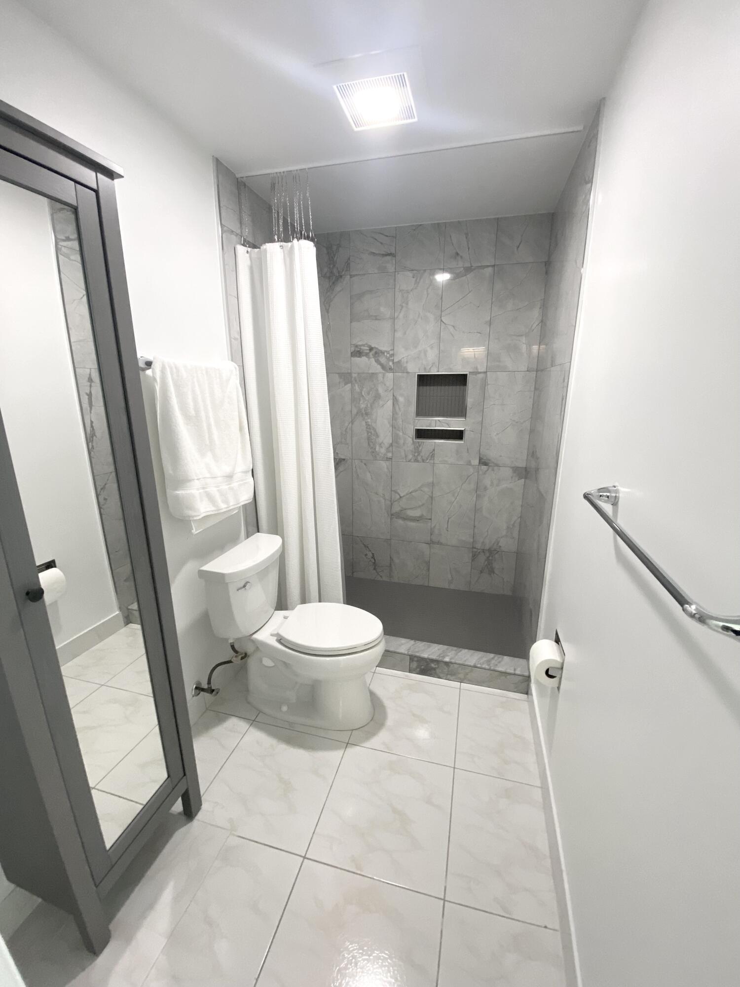 PINES OF DELRAY - Residential