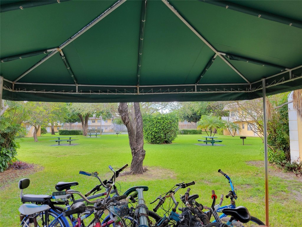 Village Park @ Oakland - Residential