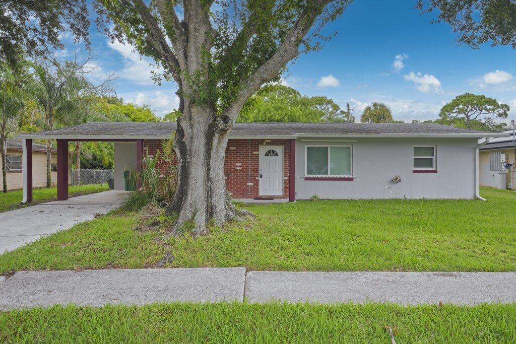 2907 Sherwood Lane