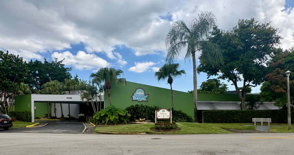 Photo of 9200 Lime Bay Boulevard, Tamarac, FL 33321 (MLS # B26062634)