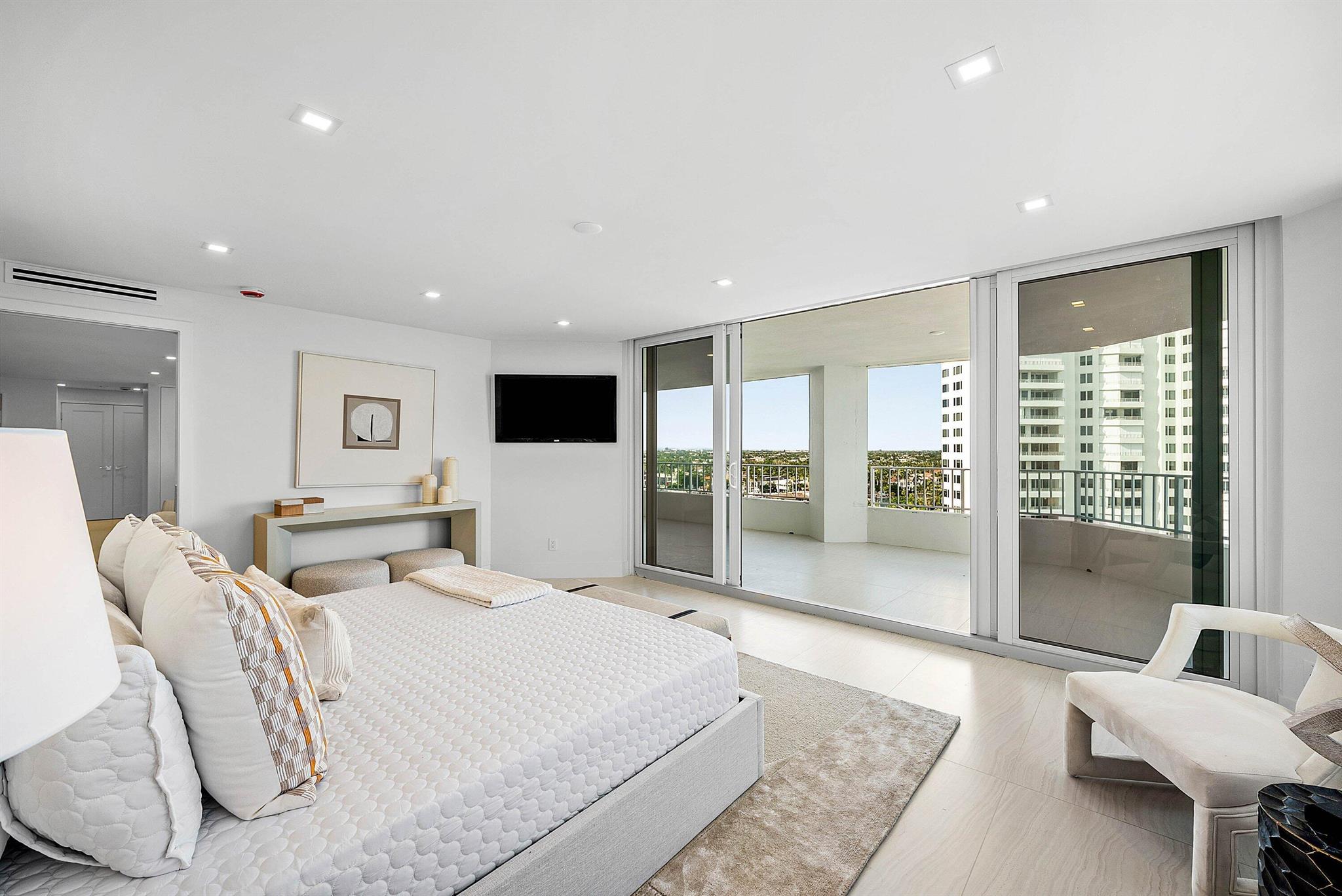 CHALFONTE - Residential