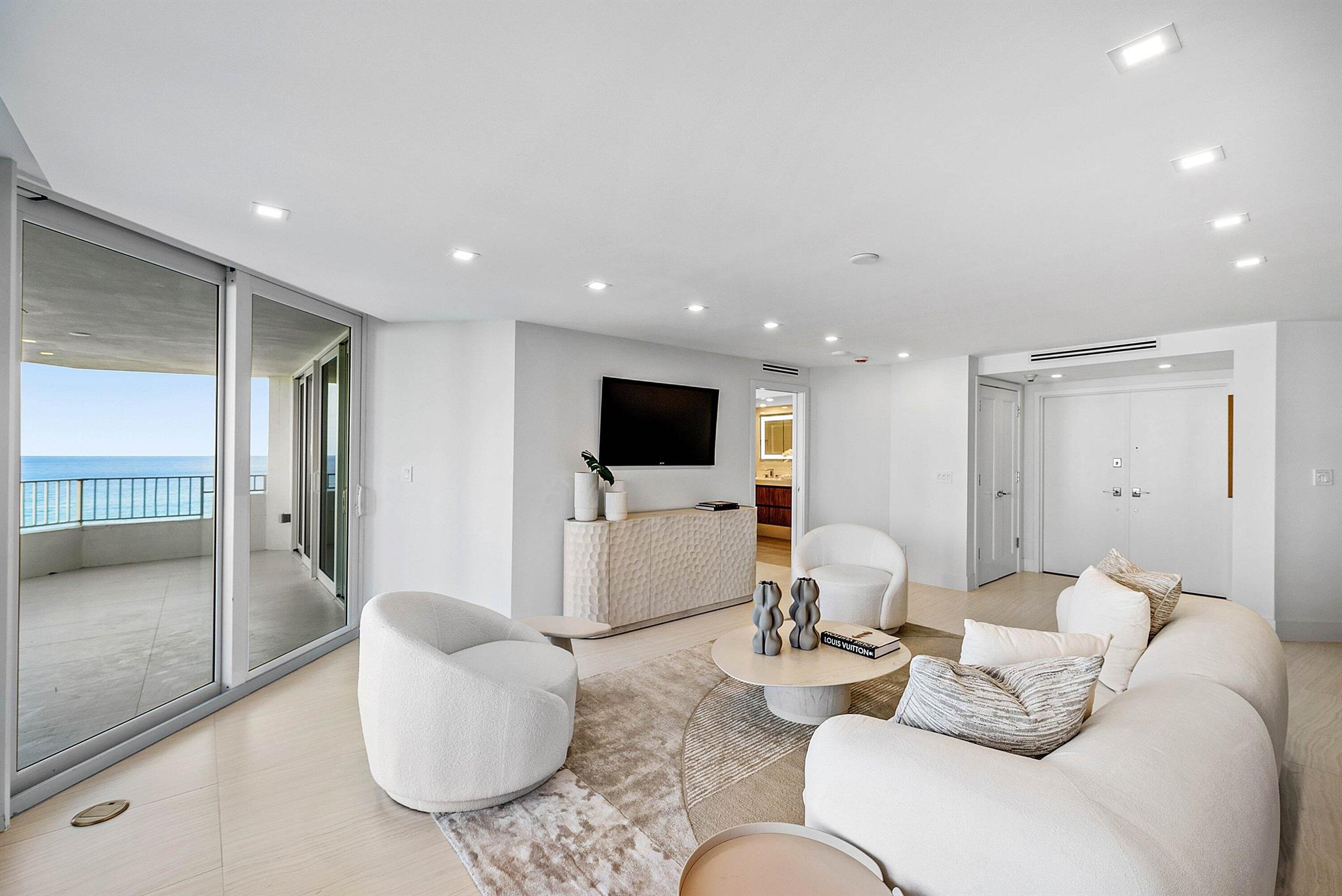 CHALFONTE - Residential