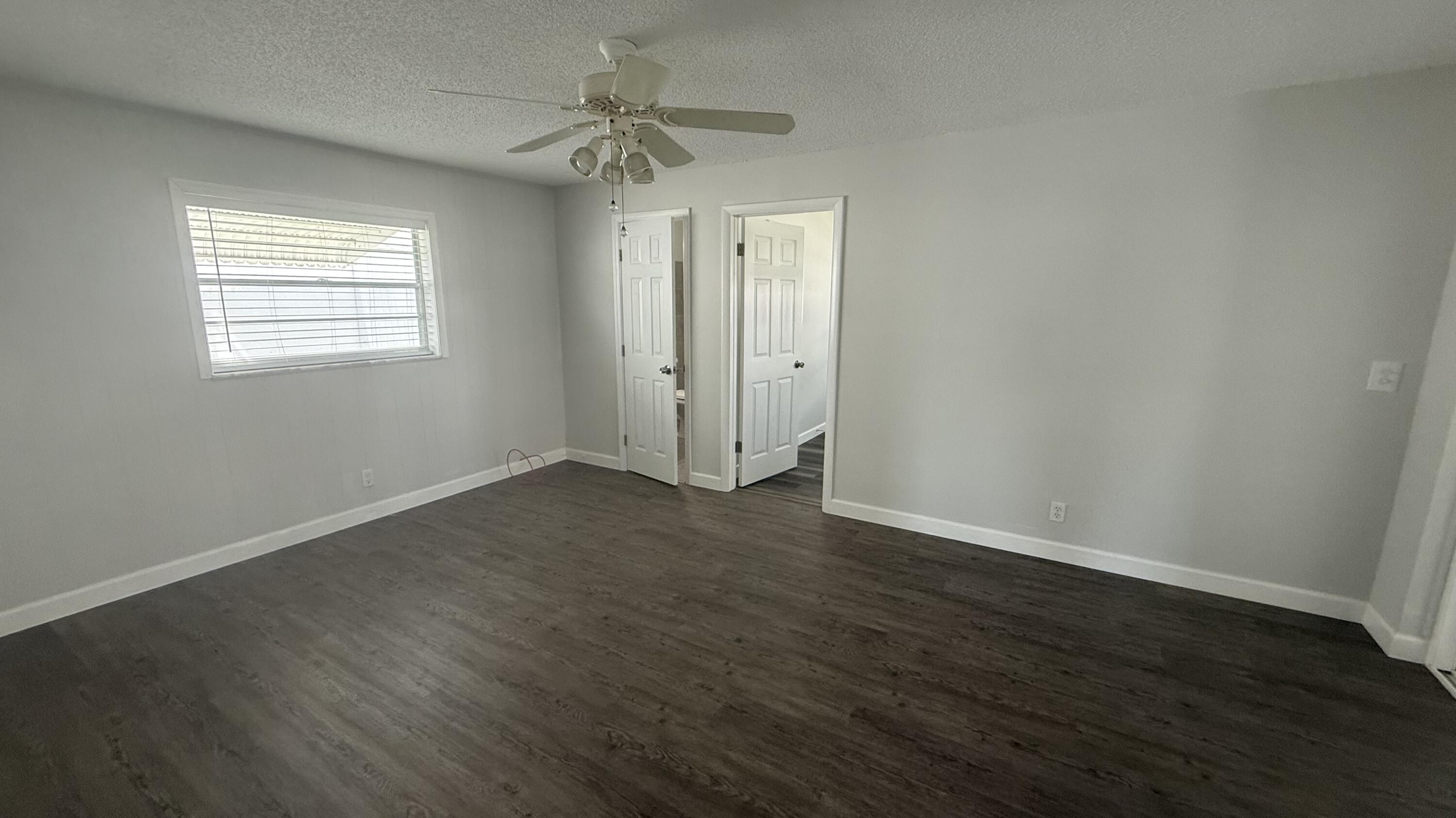 PALM BEACH LEISUREVILLE SEC 9 - Residential Lease