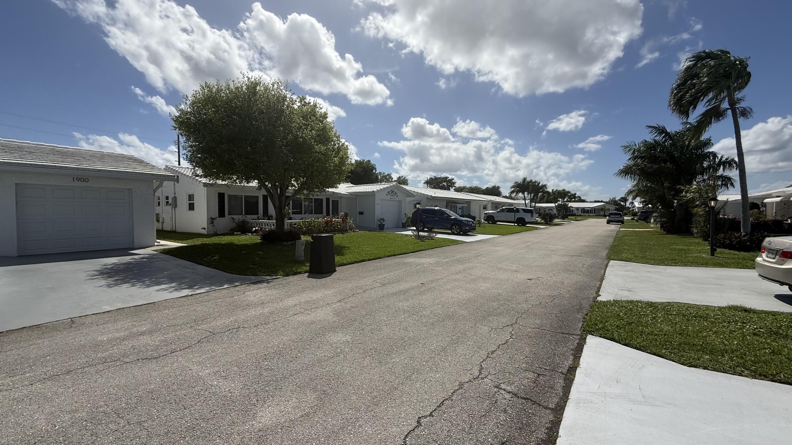 PALM BEACH LEISUREVILLE SEC 9 - Residential Lease