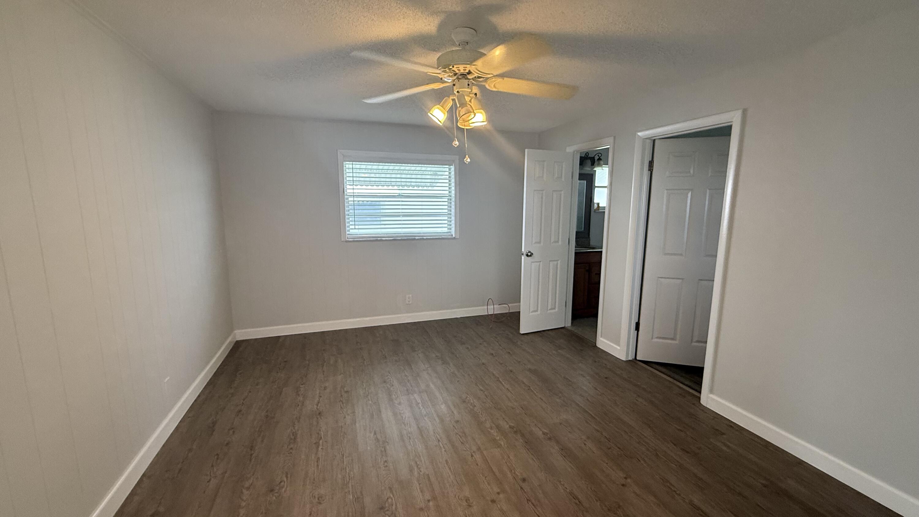 PALM BEACH LEISUREVILLE SEC 9 - Residential Lease