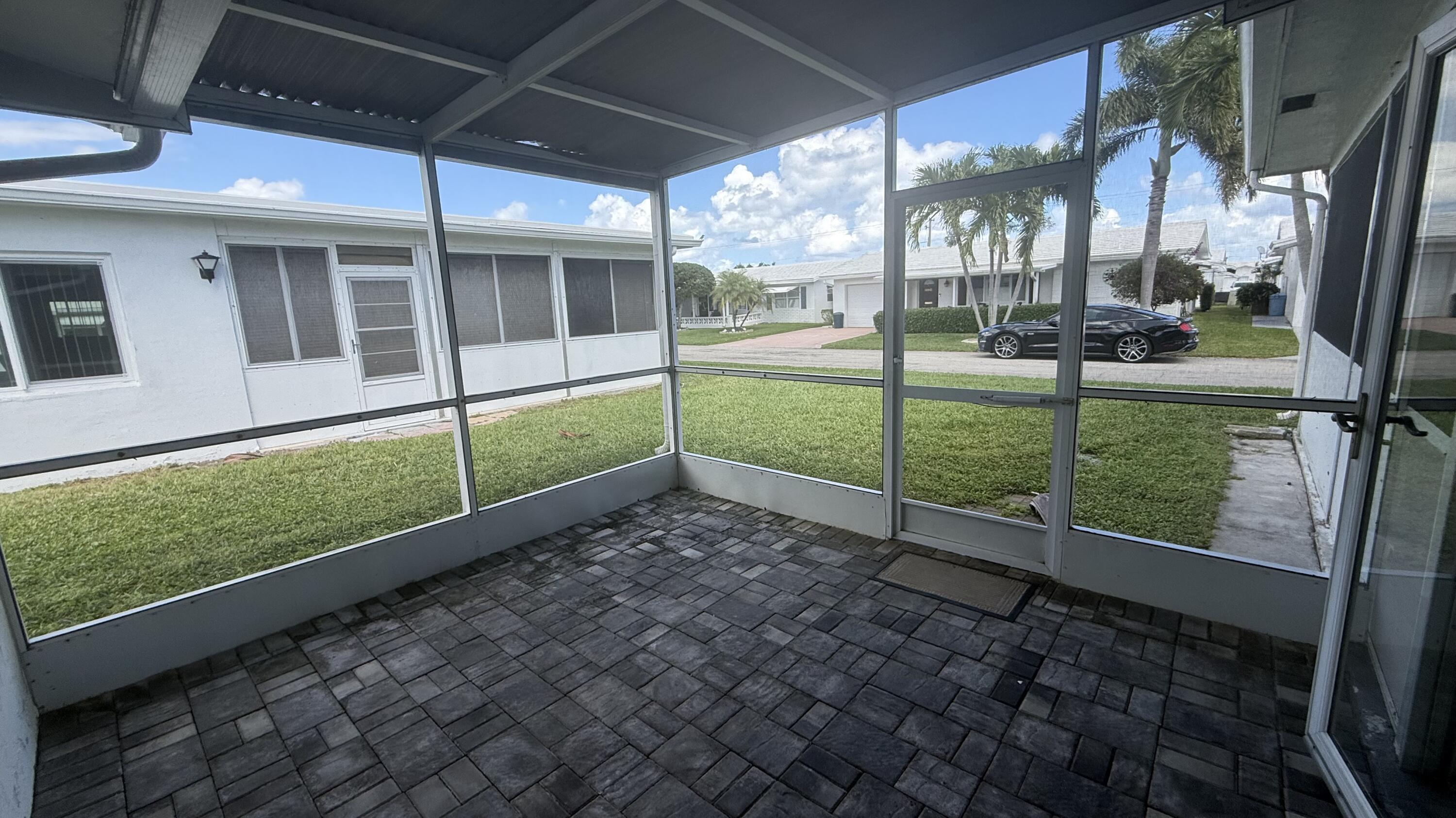 PALM BEACH LEISUREVILLE SEC 9 - Residential Lease