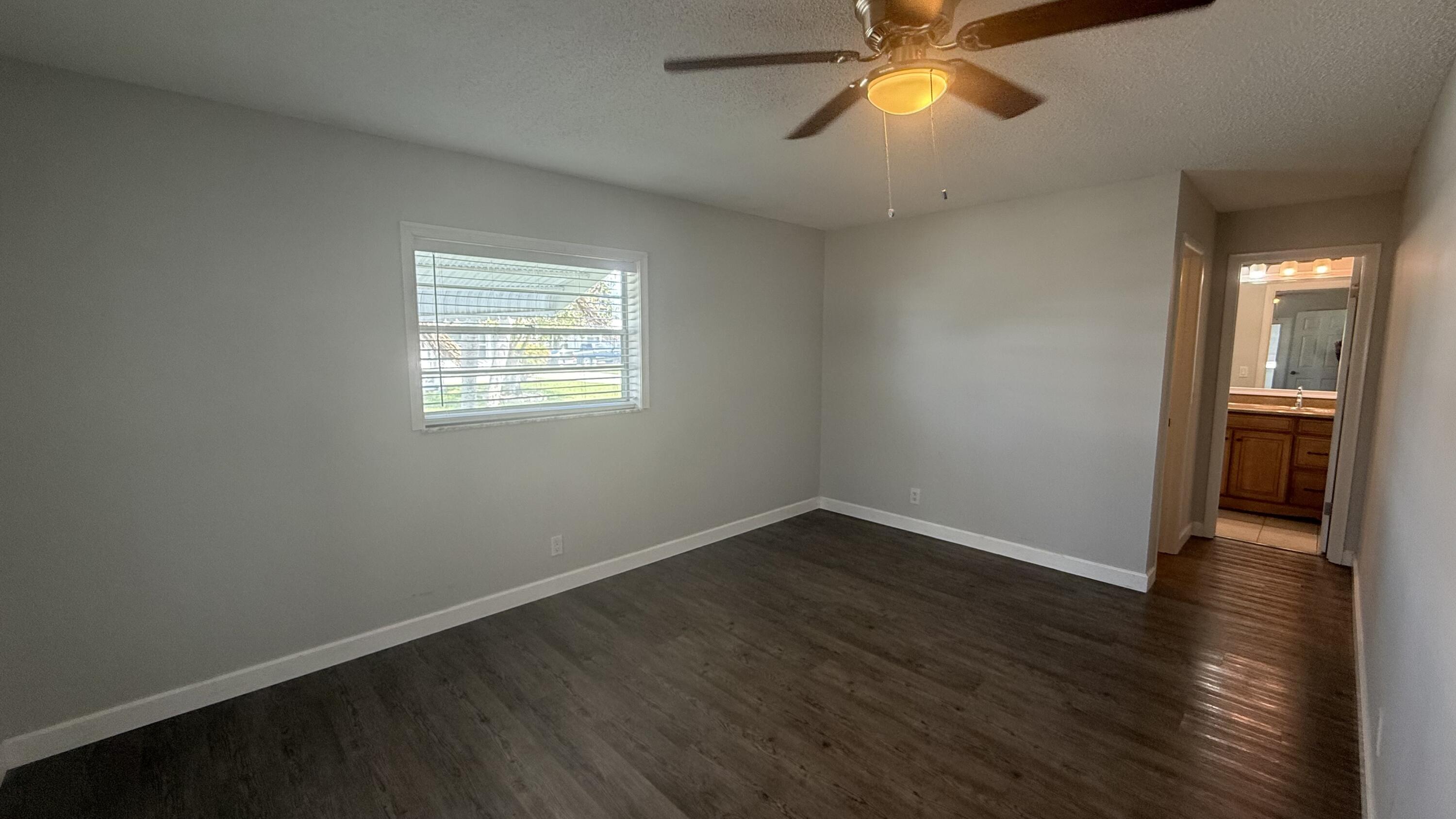 PALM BEACH LEISUREVILLE SEC 9 - Residential Lease