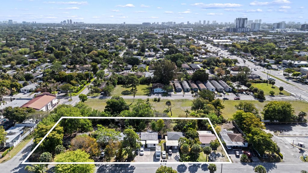 Photo of 10261044 NW 7th Avenue, Fort Lauderdale, FL 33311 (MLS # B26011035)