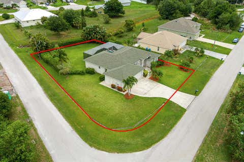 Featured picture for the property R10724674