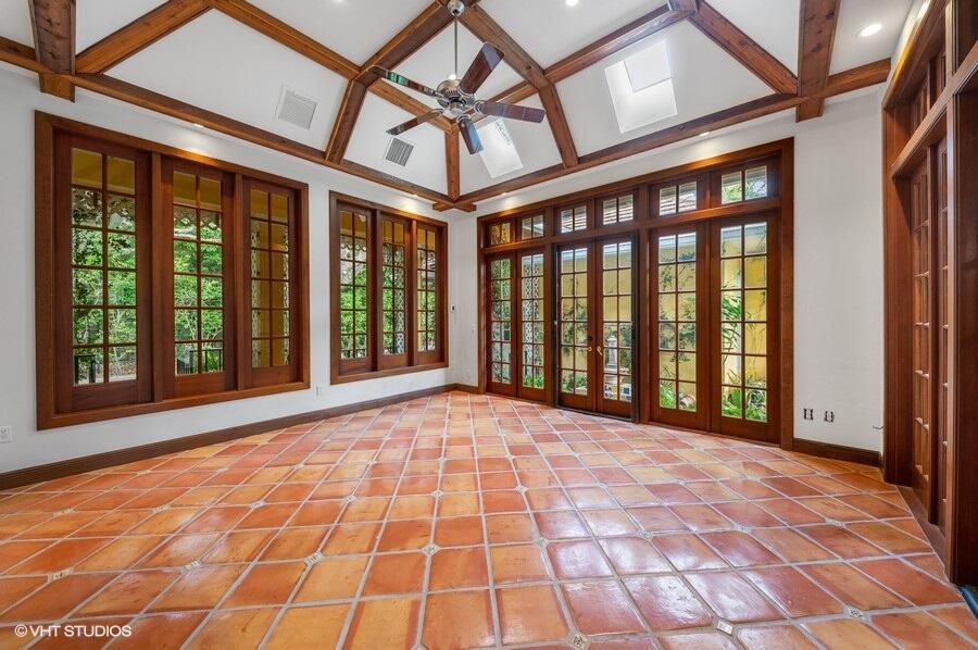 OLD PORT VILLAGE 2 - Residential