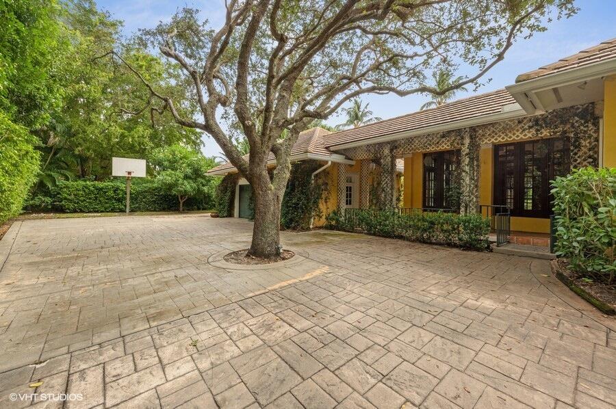 OLD PORT VILLAGE 2 - Residential