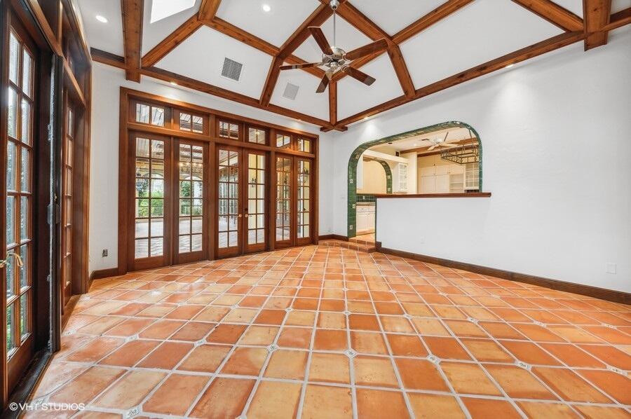 OLD PORT VILLAGE 2 - Residential