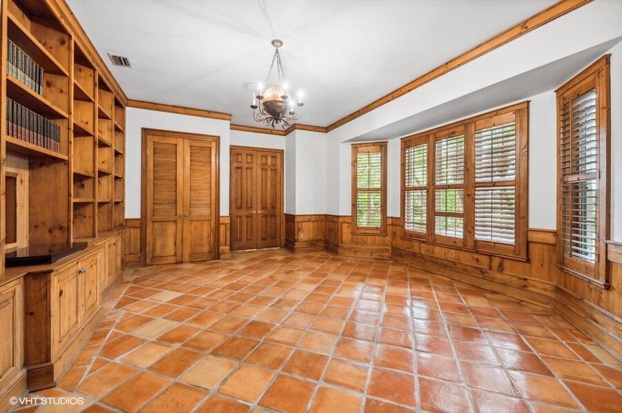 OLD PORT VILLAGE 2 - Residential