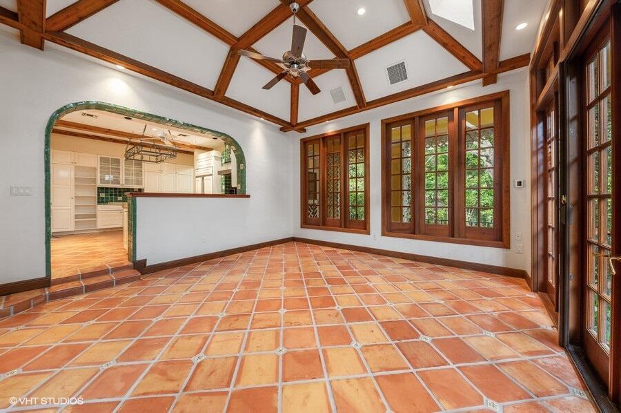 OLD PORT VILLAGE 2 - Residential