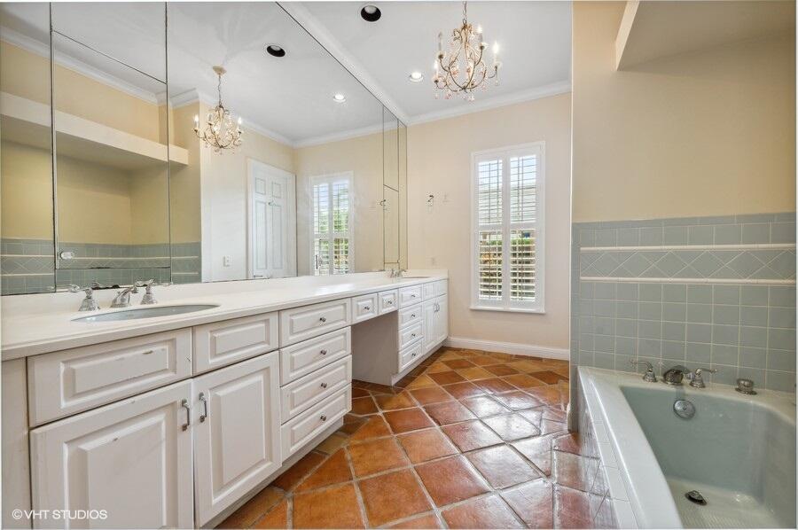 OLD PORT VILLAGE 2 - Residential