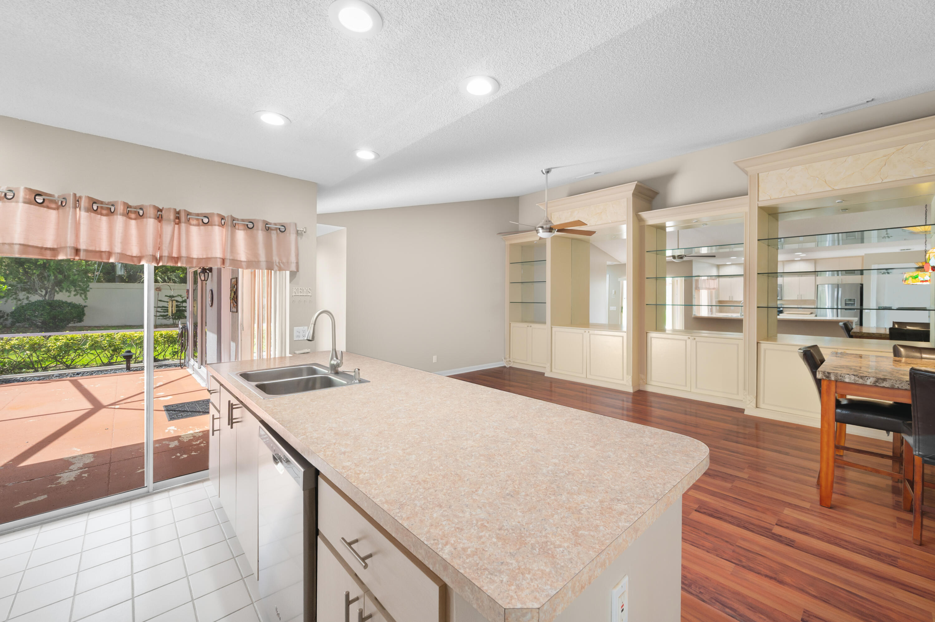 METES AND BOUNDS - Residential