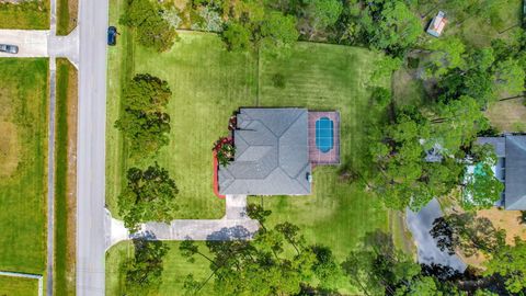 A home in Loxahatchee