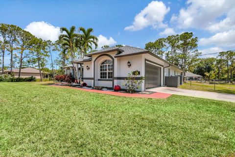 A home in Loxahatchee