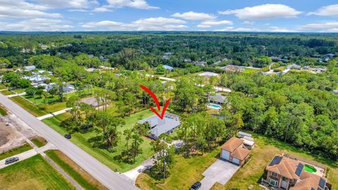 A home in Loxahatchee