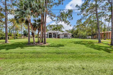 A home in Loxahatchee