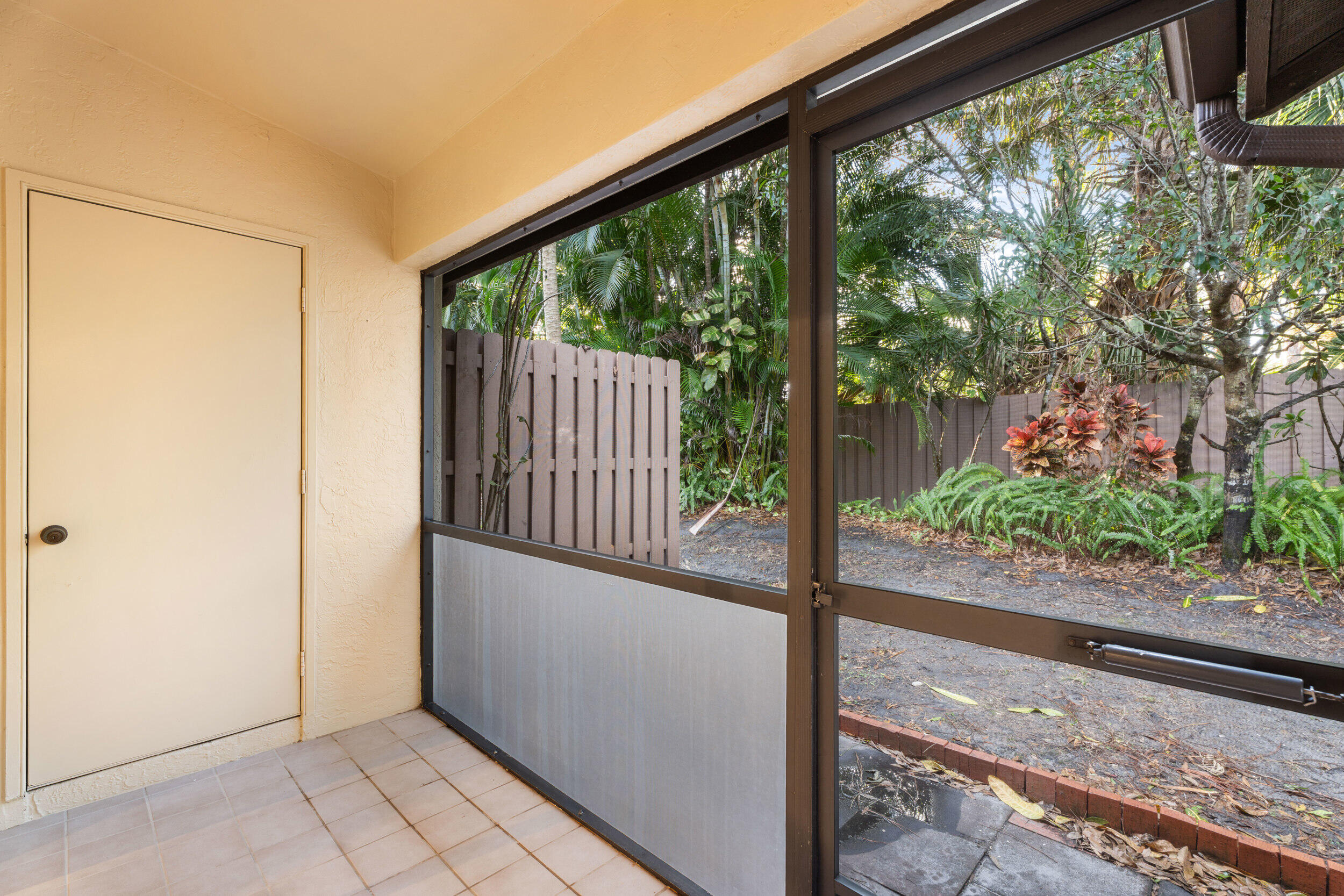 PINE RIDGE AT MARTIN DOWNS CONDO - Residential